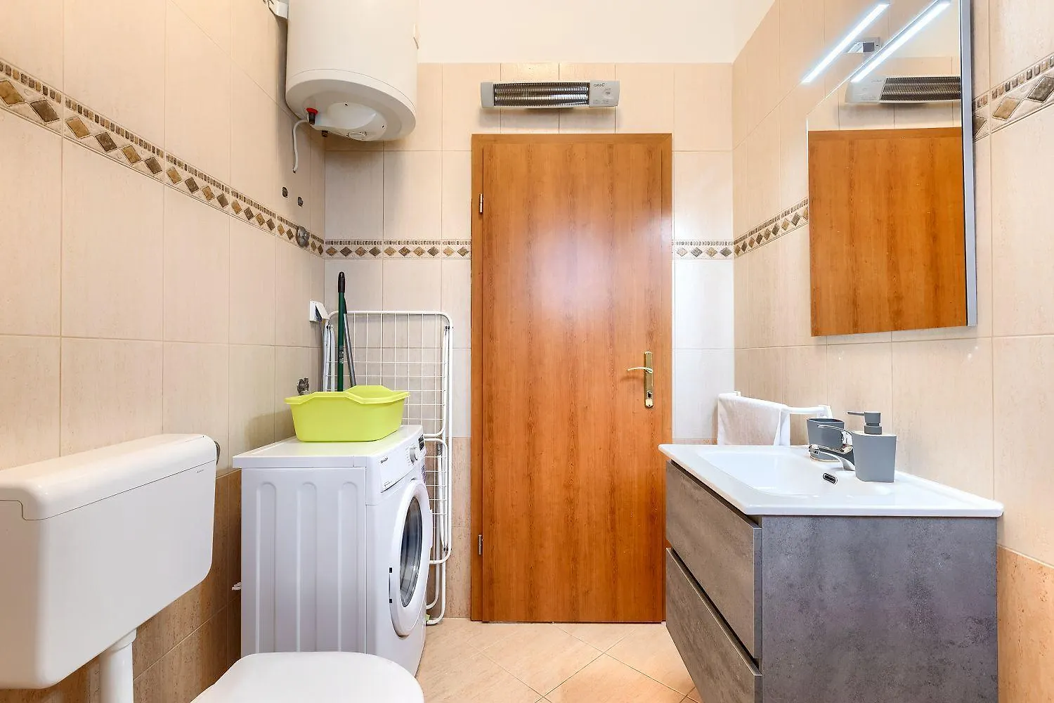 Bezauberndes Apartment Mit Babybett, Spielplatz, Grill, Wifi Vodnjan